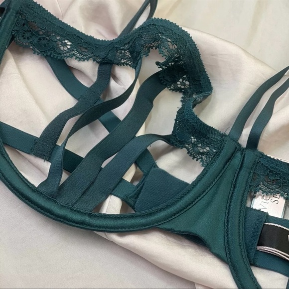 Victorias Secret Luxe Lingerie Unlined Balconet Strappy Banded Caged Bra Green - Picture 4 of 5